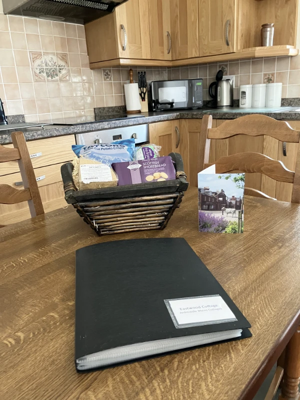 Eastwood Holiday Cottage